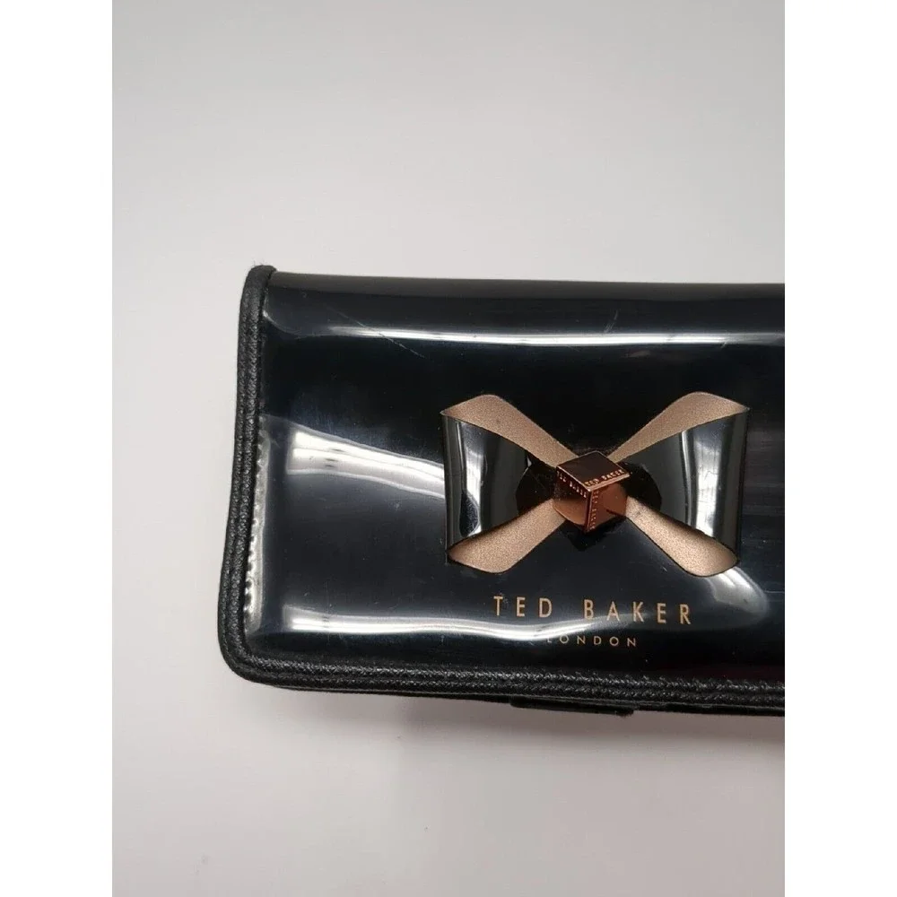 Ted Baker Bow Vinyl Patent Leather Black Purse Wallet VTG - Picture 3 of 8
